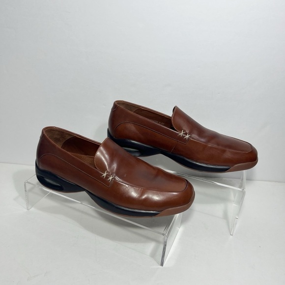 Cole Haan Nike Air Other - Cole Haan Santa Barbara Nike Air Brown and Black Mens Loafer size 11N